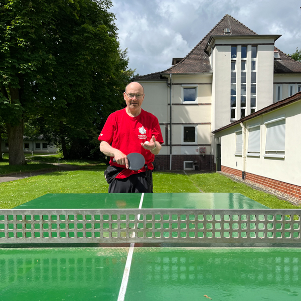 Dirk Hartmann ist bestens für die Special Olympics Deutschlandspiele im Saarland vorbereitet Foto: Sophia Landgrebe